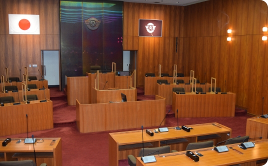 町議会議場の画像