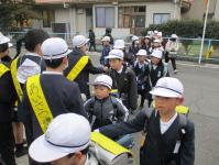 グータッチで朝のあいさつ